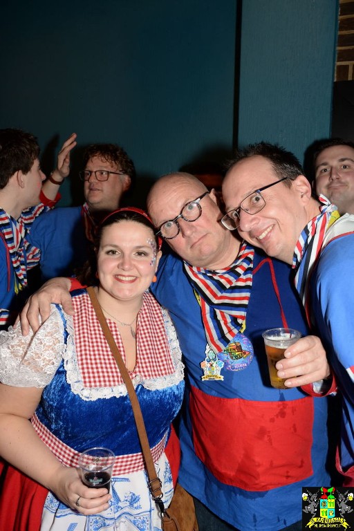 ../Images/Carnavals maandagavond in VdG 392.jpg